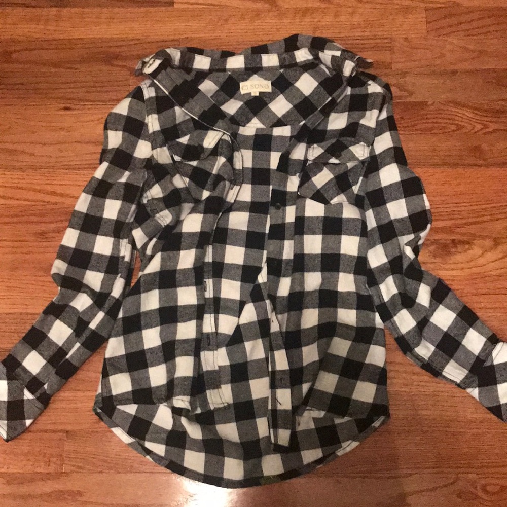 Flannel shirt size small